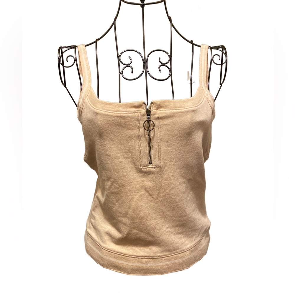 Zeni Sleeveless Top